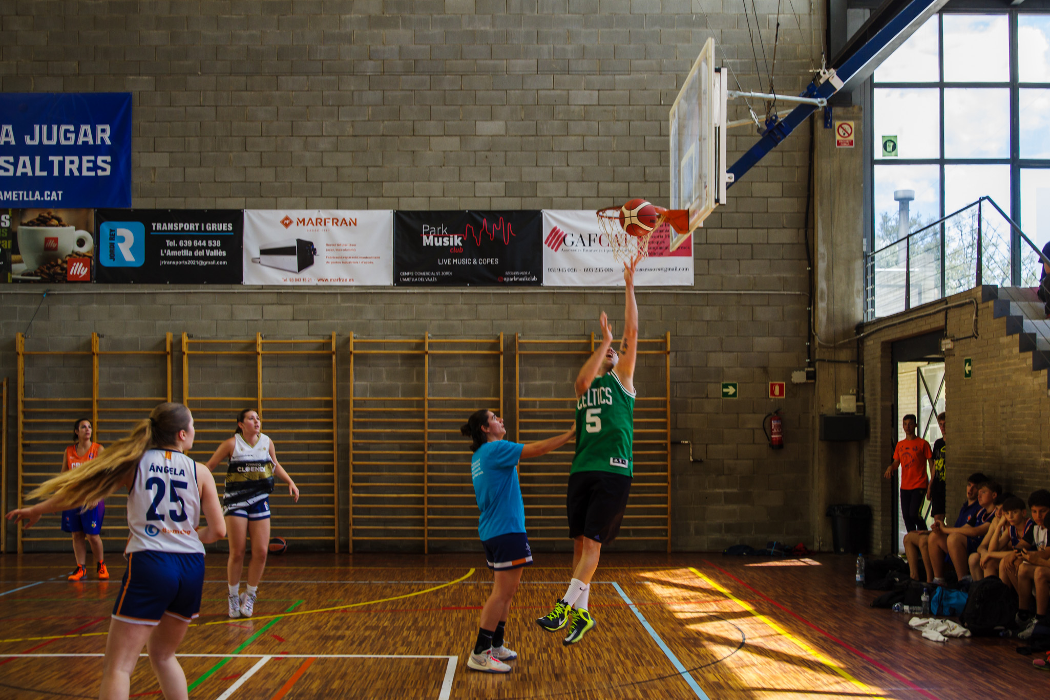 CBA 20240602 8434
